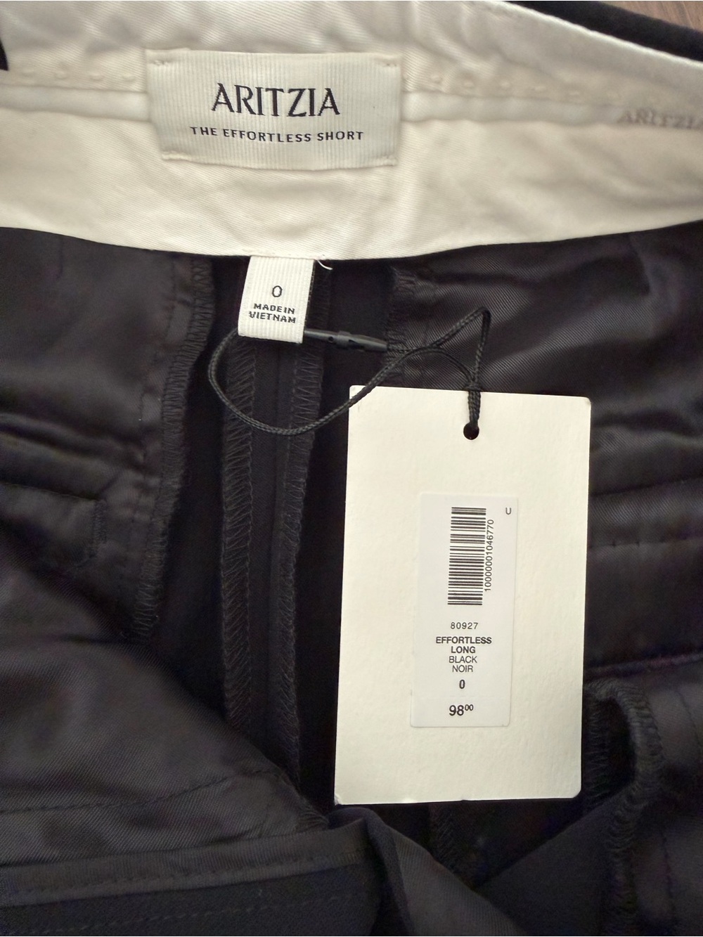 Aritzia The Effortless Short Long - Crepette - NWT black - Picture 5 of 6